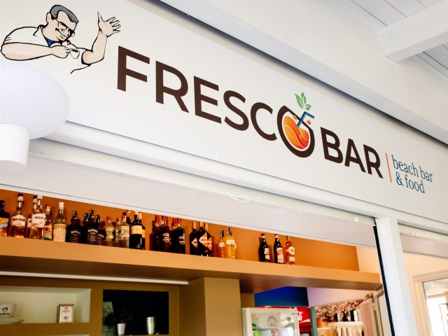 INSEGNA FRESCOBAR